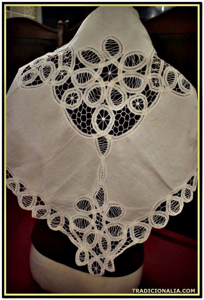 Lace - Embroidery