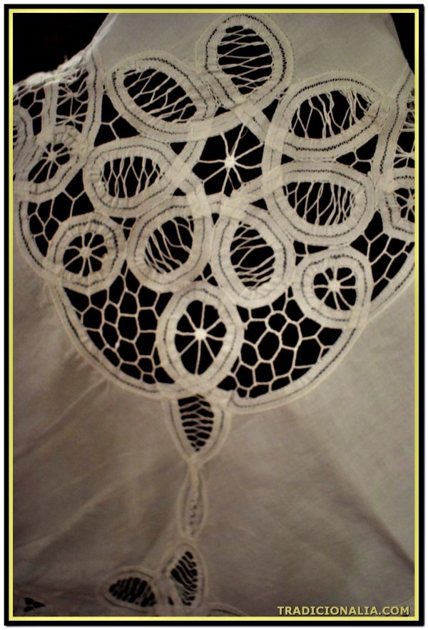 Lace - Embroidery